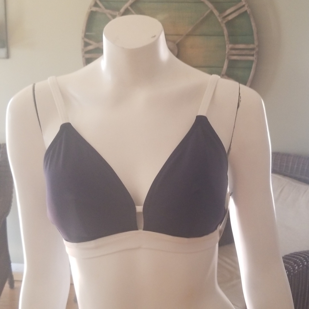 Lively swim top